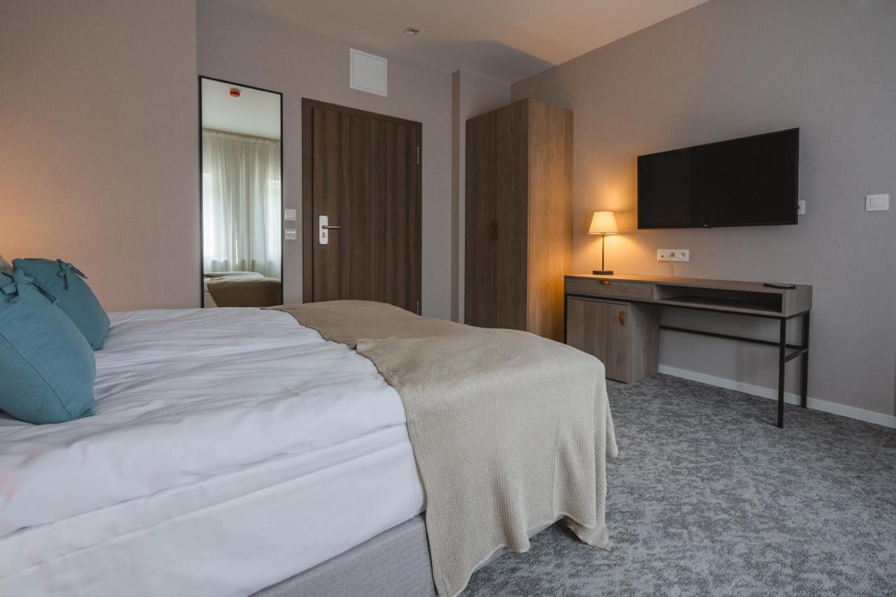 Hotel Odpocznia I *