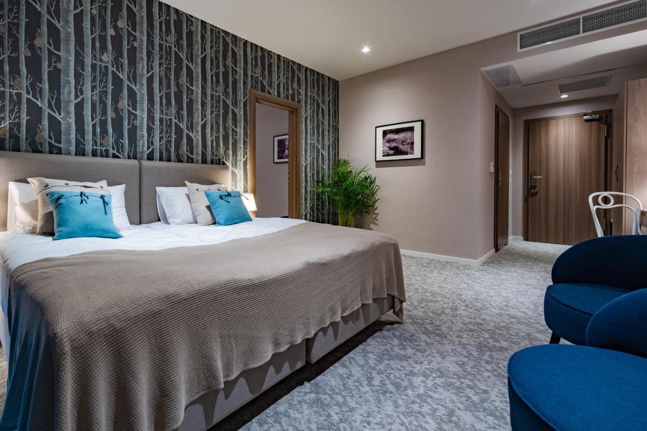 Hotel Odpocznia I *